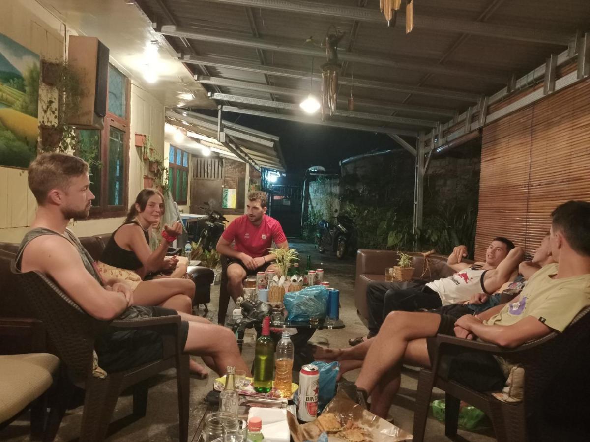 Chacha Homestay & Dormitory Ruteng Εξωτερικό φωτογραφία