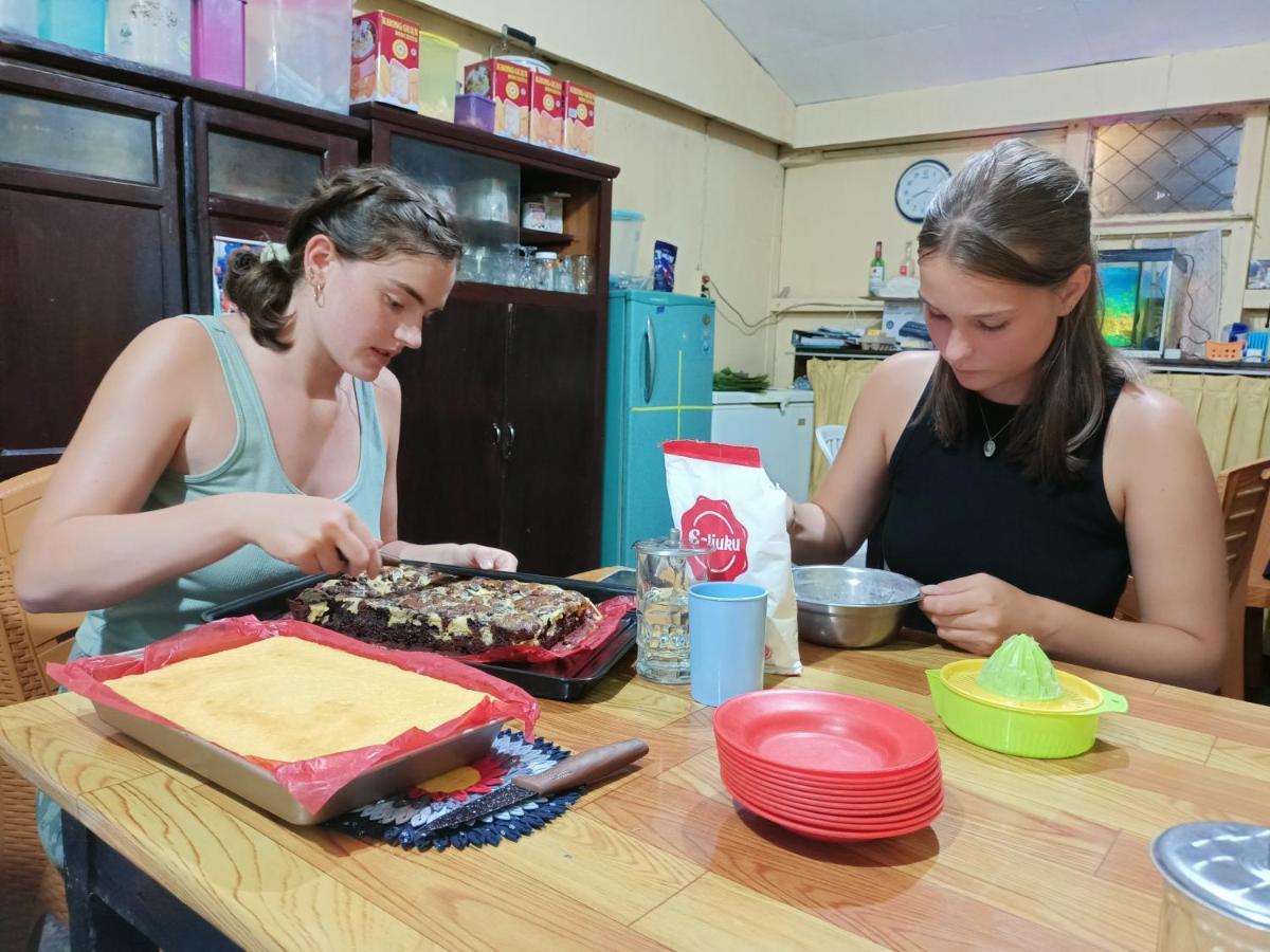 Chacha Homestay & Dormitory Ruteng Εξωτερικό φωτογραφία